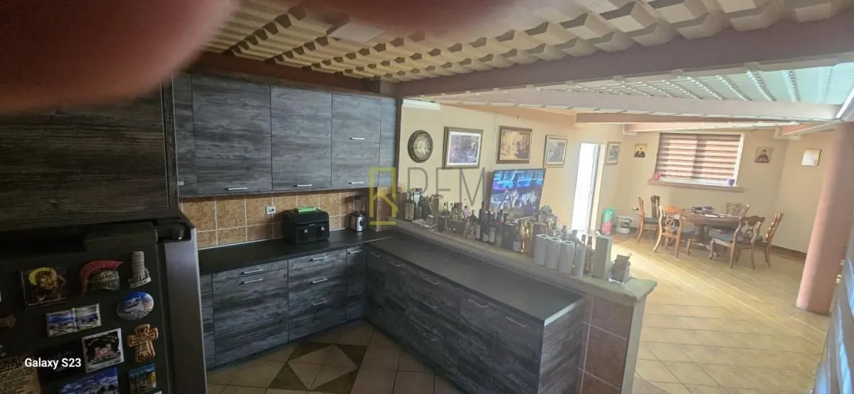 Prodaja, kuća, 350m², Danilovgrad, Crna Gora