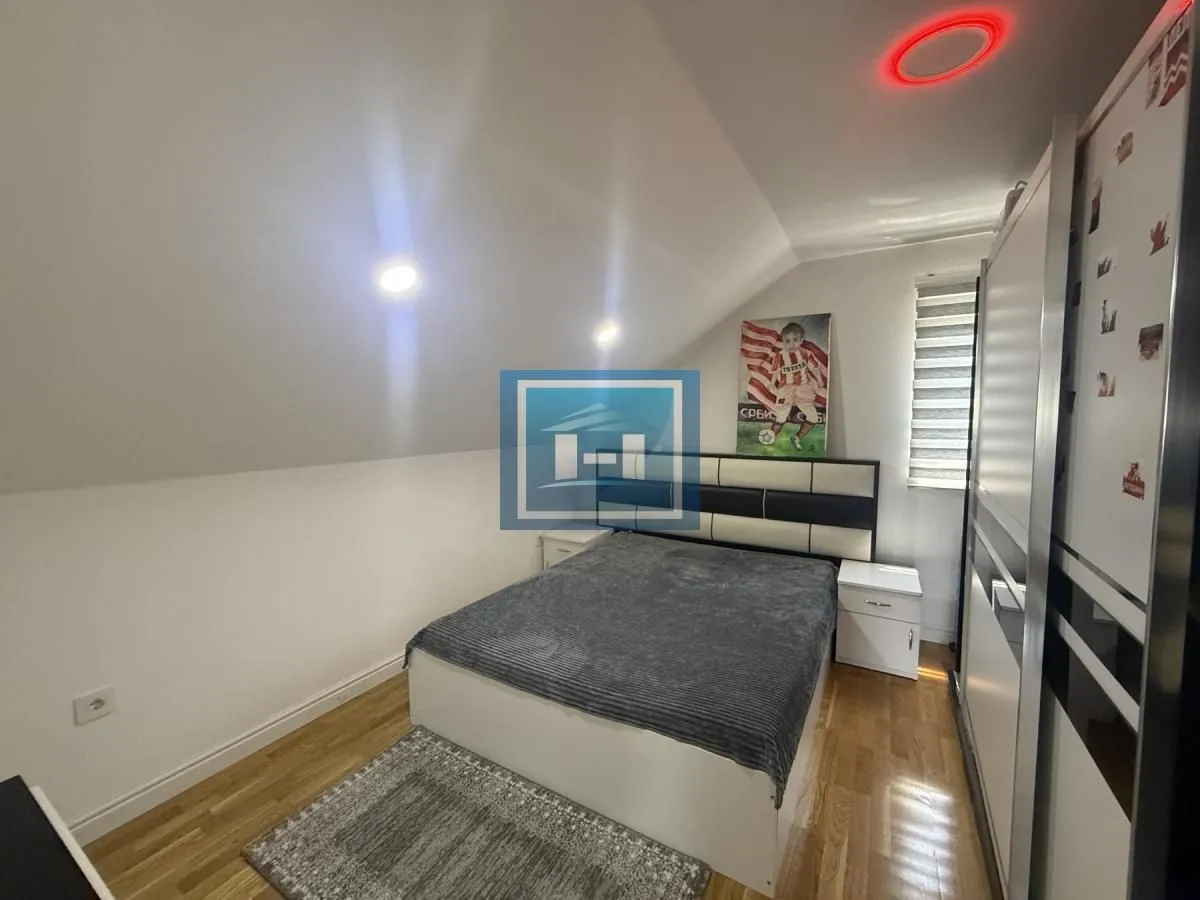 Prodaja, kuća, 200m², Majur, Jagodina