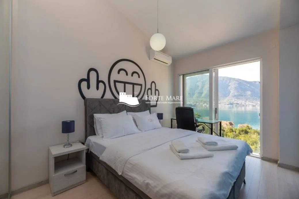 Sale, house, 300m², Sveti Stasije, Kotor