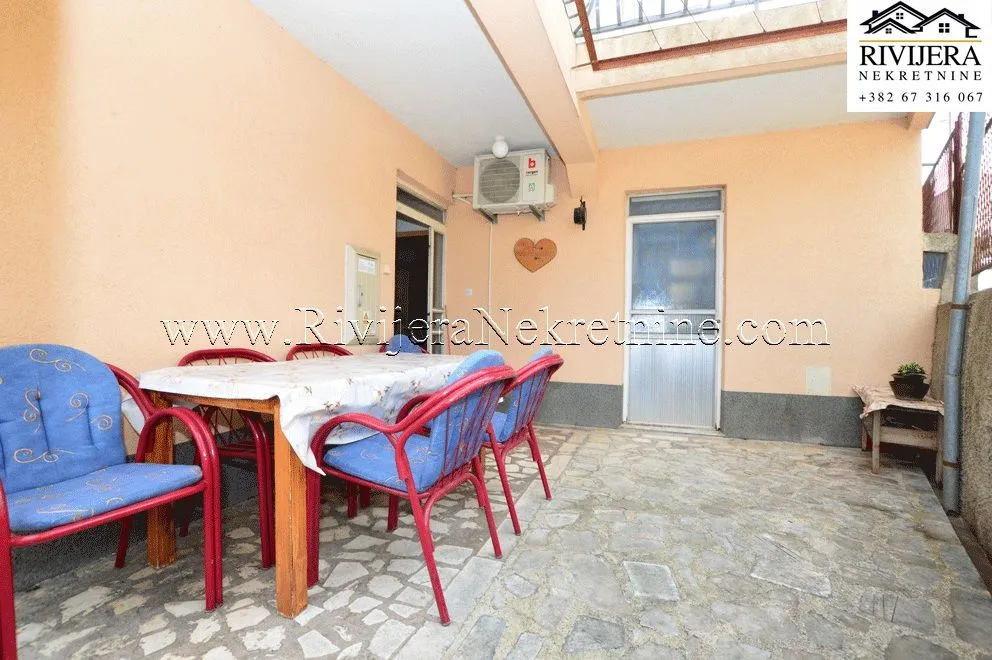 Prodaja, dvosoban stan, 60m², Herceg Novi, Crna Gora