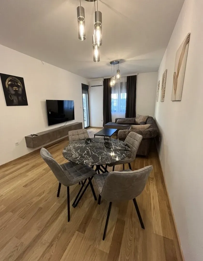 Rent, one bedroom apartment, 45m², City Kvart, Podgorica