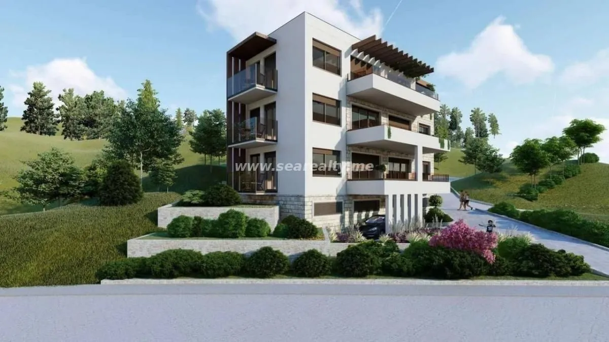 Prodaja, plac, 900m², Tivat, Crna Gora