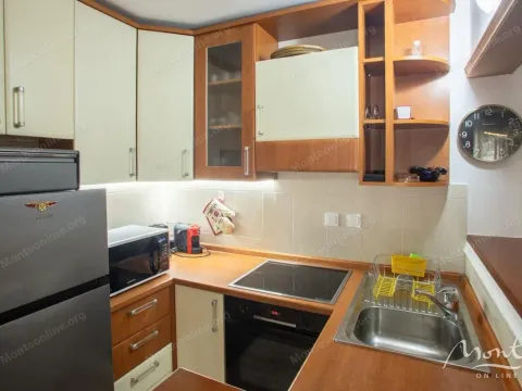 Prodaja, dvosoban stan, 72m², Budva, Crna Gora - image 8