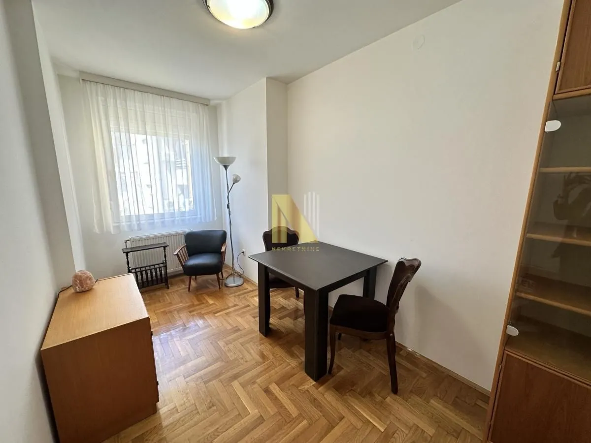 Izdavanje, trosoban stan, 67m², Betanija, Novi Sad Sve Podlokacije