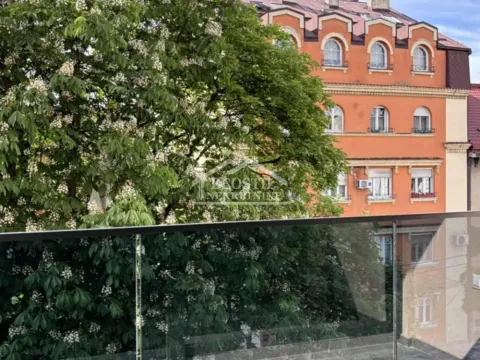 Prodaja, trosoban stan, 83m², Kalenić Pijaca, Vračar Sve Podlokacije - image 18