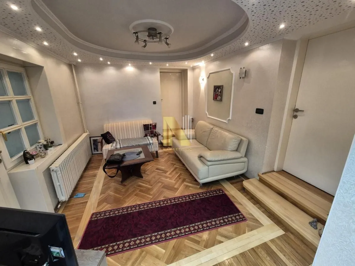 Izdavanje, dvosoban stan, 53m², Klisa, Novi Sad Sve Podlokacije