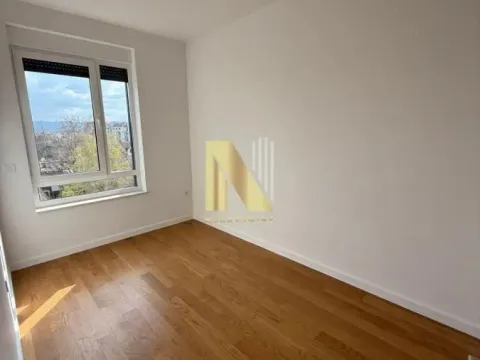 Prodaja, četvorosoban stan, 116m², Bulevar Evrope, Novi Sad Sve Podlokacije - image 10