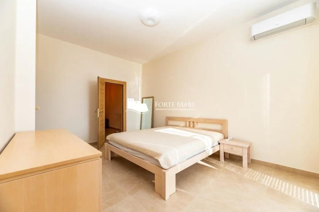 Prodaja, dvosoban stan, 119m², Topla, Herceg Novi
