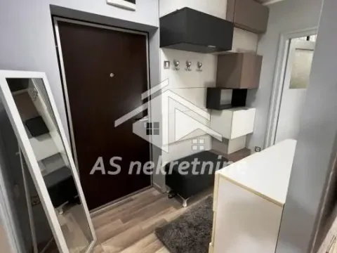 Izdavanje, dvosoban stan, 40m², Zemun Kalvarija, Zemun Sve Podlokacije - image 14