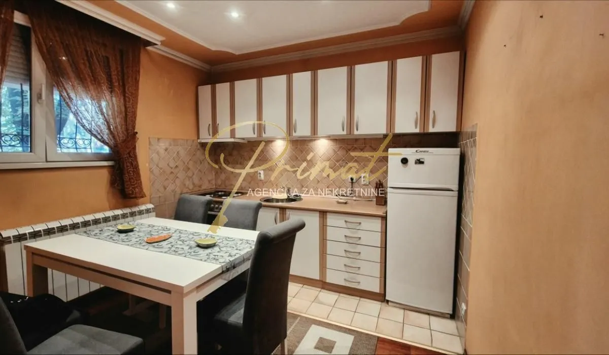 Prodaja, dvosoban stan, 47m², Profesorska Kolonija, Palilula Sve Podlokacije