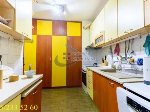 Prodaja, četvorosoban stan, 112m², Kalenić Pijaca, Vračar Sve Podlokacije - image 9