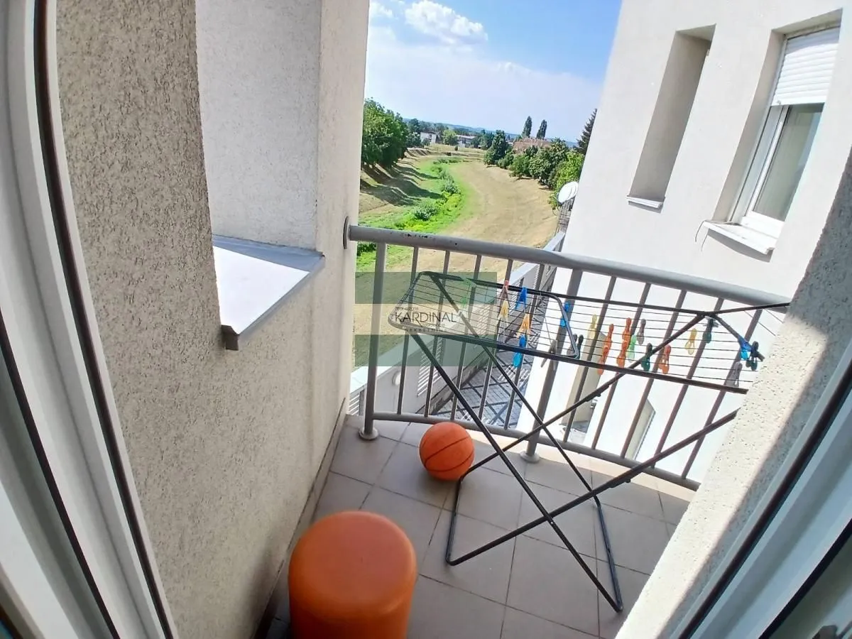 Prodaja, trosoban stan, 49m², Aqua park, Jagodina