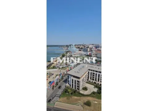 Izdavanje, četvorosoban stan, 160m², Savski Venac, Beograd - image 14