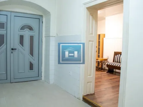 Prodaja, poslovni prostor, 241m², Centar, Jagodina - image 12