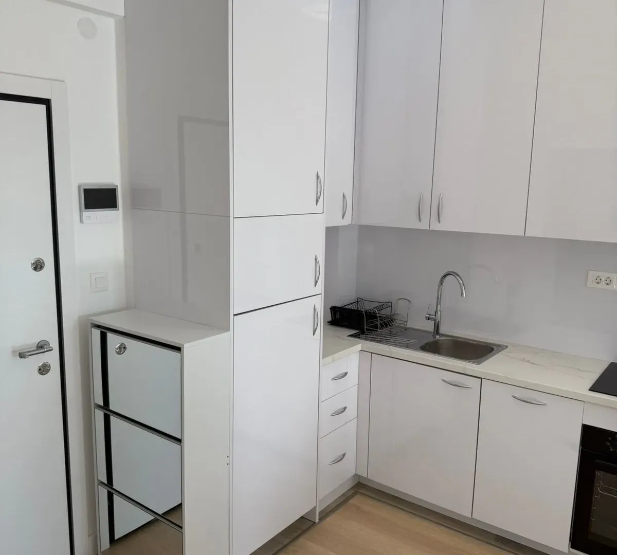 Rent, one bedroom apartment, 40m², Bečići, Budva