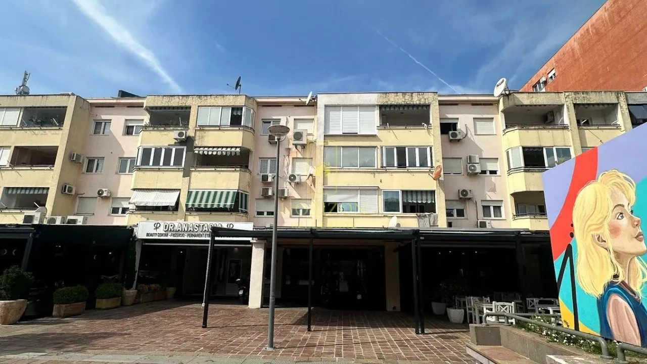 Prodaja, dvosoban stan, 79m², Preko Morače, Podgorica