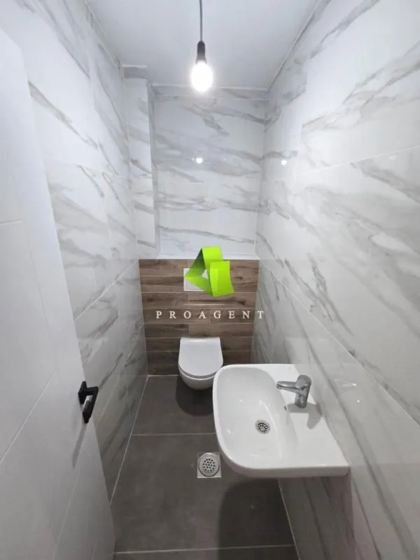 Prodaja, dvosoban stan, 70m², Pantelej, Niš