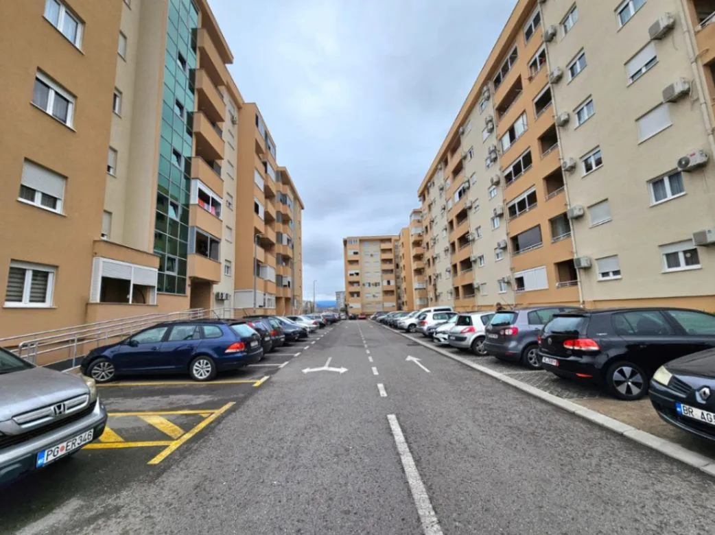Prodaja, jednosoban stan, 48m², Tuški Put, Podgorica