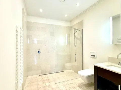 Prodaja, trosoban stan, 223m², Tivat, Crna Gora - image 5