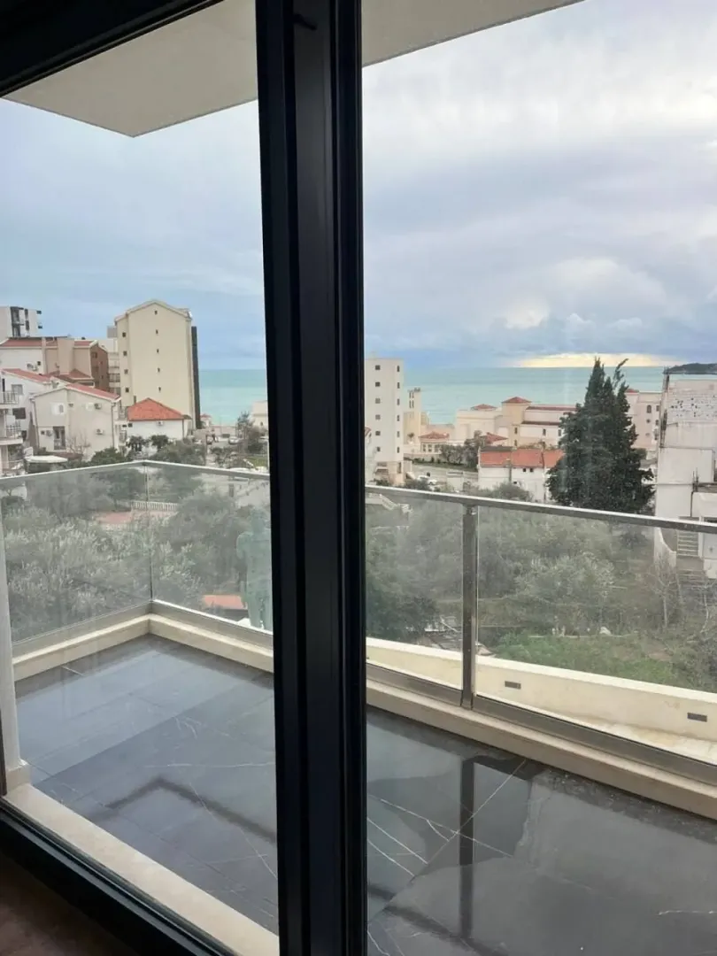 Sale, two bedroom apartment, 82m², Bečići, Budva