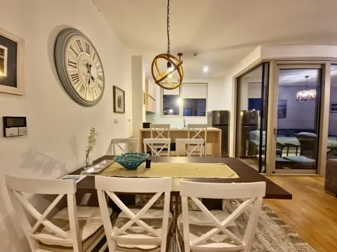 Izdavanje, dvosoban stan, 67m², Budva, Crna Gora - image 8