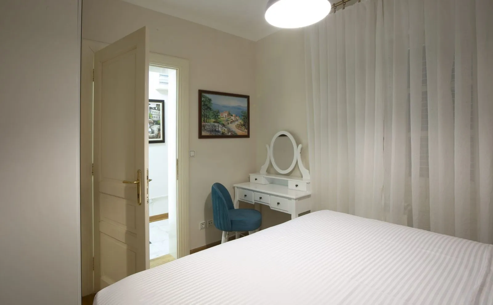 Sale, three bedroom apartment, 90m², Sveti Stefan, Budva