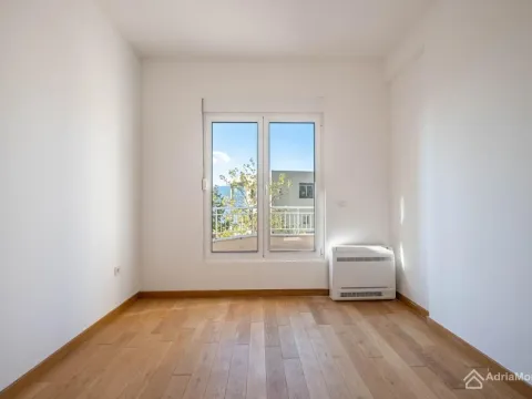 Sale, two bedroom apartment, 66m², Tivat, Crna Gora - image 8