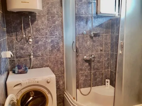 Rent, two bedroom apartment, 70m², Lazi, Budva - image 15