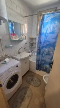 Prodaja, kuća, 168m², Palilula, Niš - image 35
