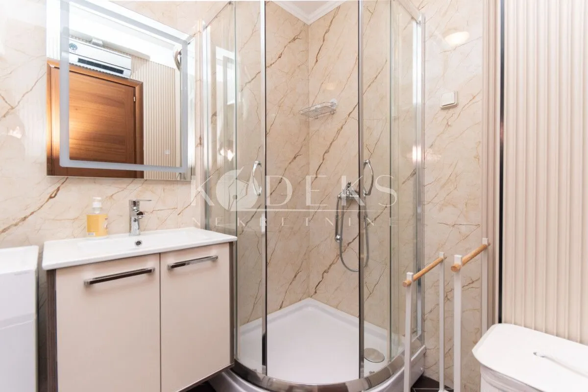 Rent, two bedroom apartment, 78m², City Kvart, Podgorica