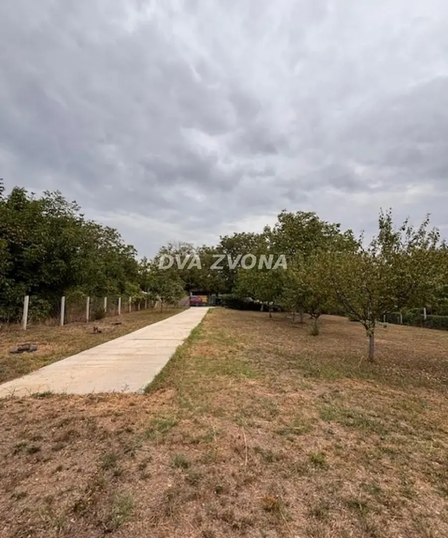 Prodaja, kuća, 151m², Čortanovci, Inđija