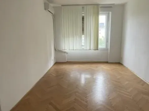 Izdavanje, poslovni prostor, 500m², Stari Grad, Beograd - image 9