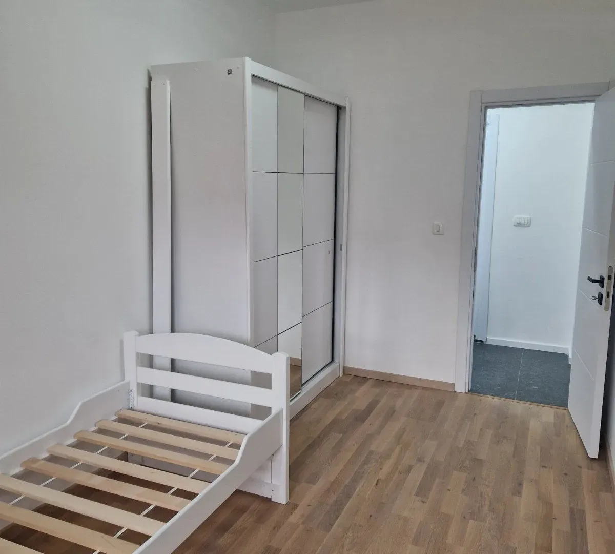 Rent, two bedroom apartment, 79m², Momišići, Podgorica