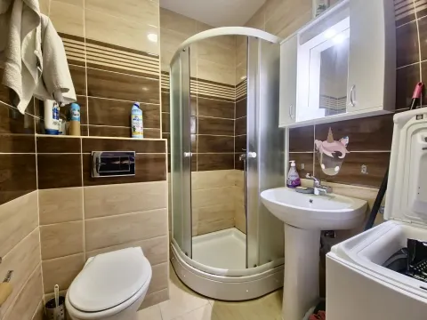 Rent, two bedroom apartment, 51m², Budva, Crna Gora - image 8