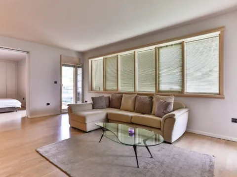 Rent, two bedroom apartment, 75m², Budva, Crna Gora - image 5