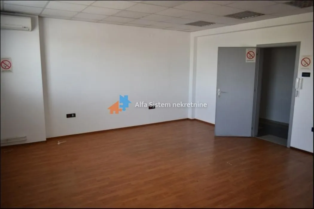 Rent, office space, 216m², Zemun Gornji Grad, Zemun Sve Podlokacije