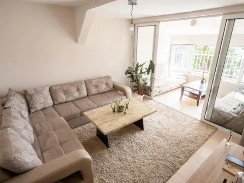 Prodaja, dvosoban stan, 60m², Centar, Podgorica