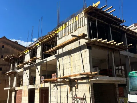 Prodaja, jednosoban stan, 30m², Lazi, Budva - image 12