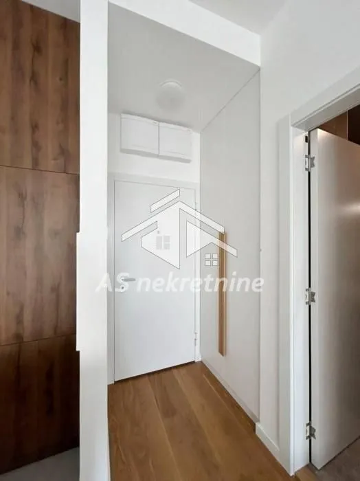 Izdavanje, dvosoban stan, 45m², Novi Beograd Sve Podlokacije, Beograd