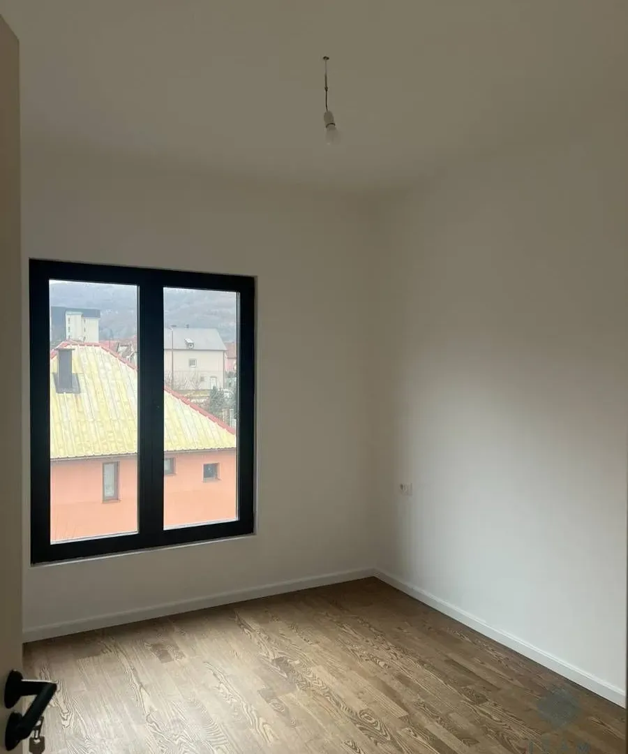 Sale, two bedroom apartment, 62m², Centar, Kolašin