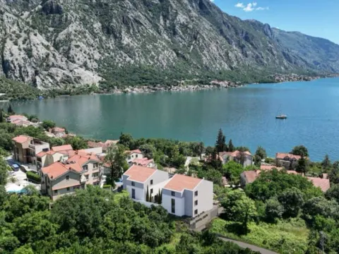 Prodaja, jednosoban stan, 41m², Orahovac, Kotor - image 1