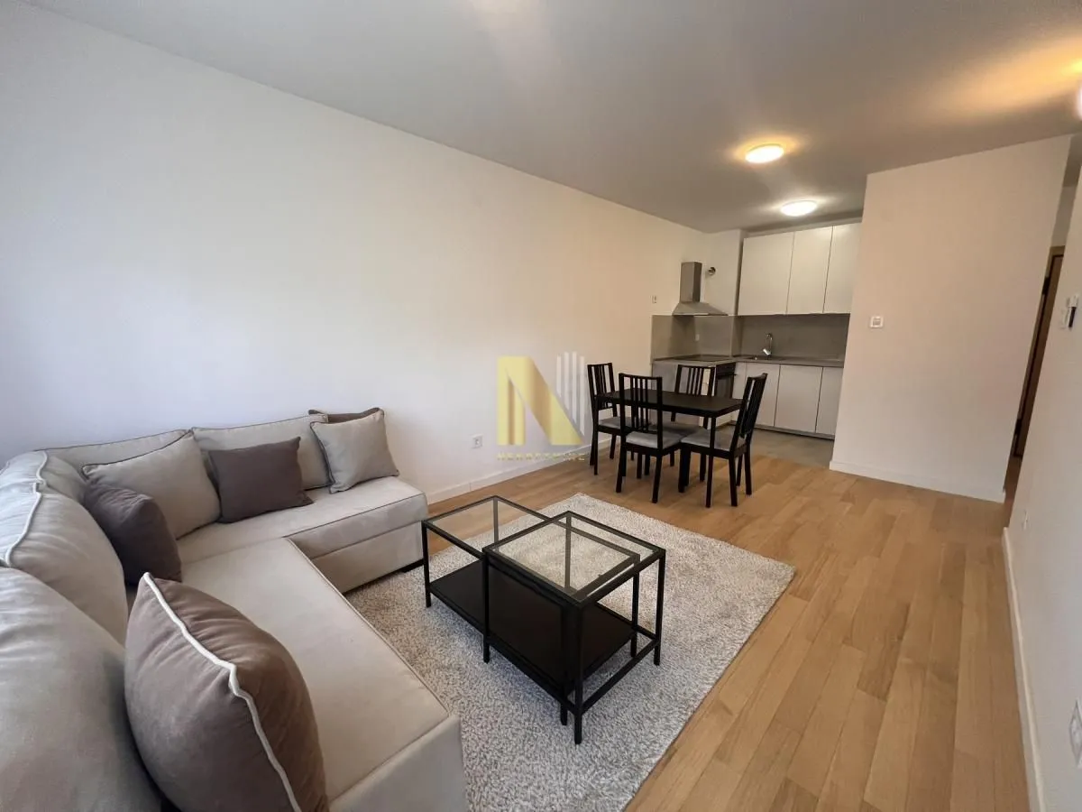 Rent, one bedroom apartment, 43m², Novo naselje, Novi Sad