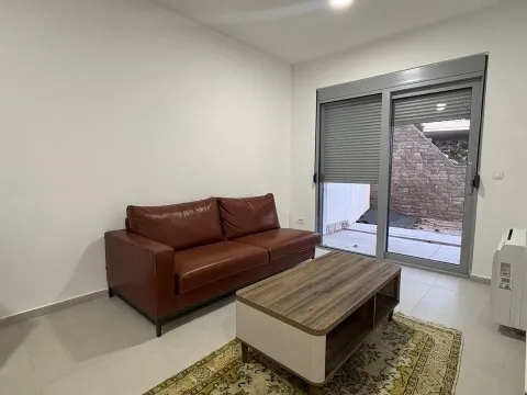 Prodaja, jednosoban stan, 76m², Tivat, Crna Gora - image 3