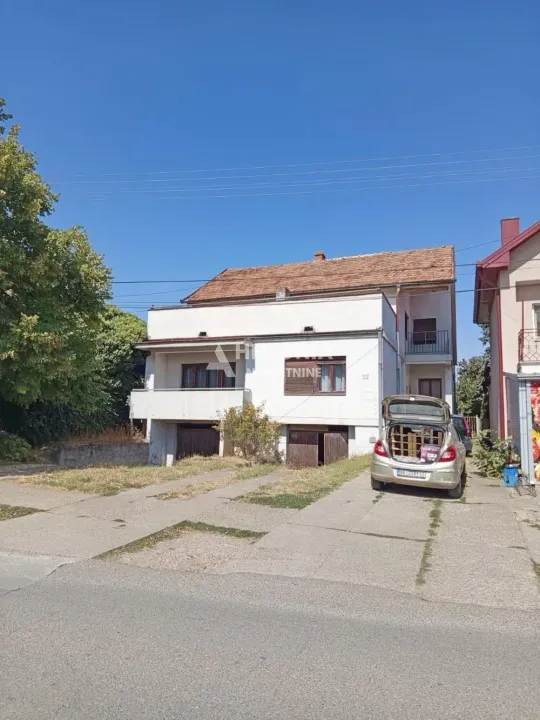 Prodaja, kuća, 300m², Ruma, Srbija