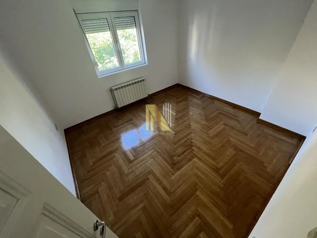 Rent, office space, 213m², Centar, Novi Sad