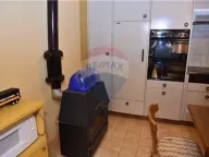 Izdavanje, kuća, 696m², Zlatica, Podgorica - image 45