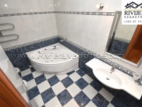 Sale, three bedroom apartment, 263m², Centar, Herceg Novi - image 6