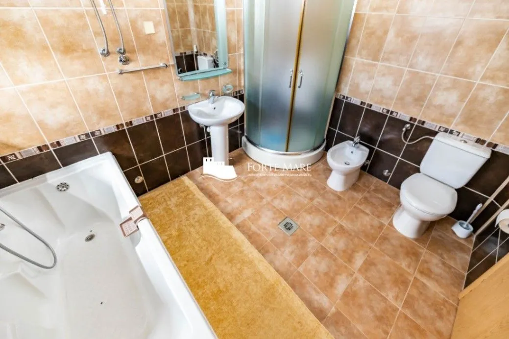 Prodaja, kuća, 225m², Kumbor, Herceg Novi