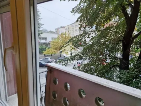 Izdavanje, poslovni prostor, 72m², Kalenić Pijaca, Vračar Sve Podlokacije - image 14