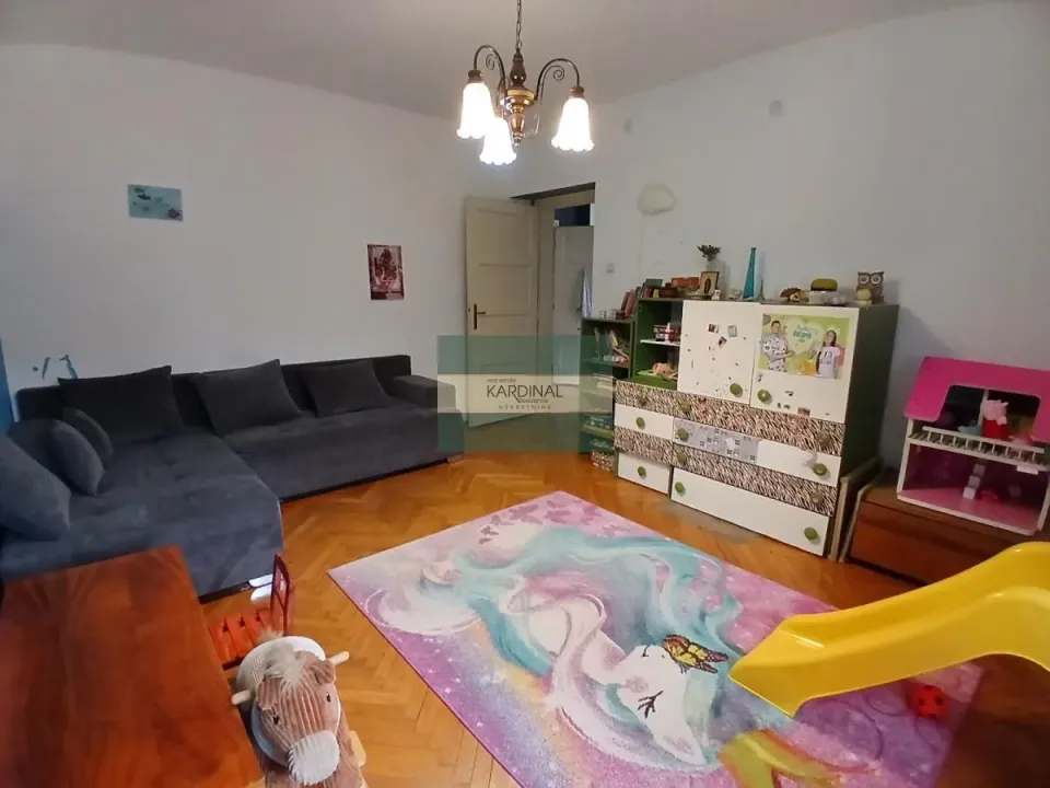 Prodaja, dvosoban stan, 56m², Pijaca, Jagodina